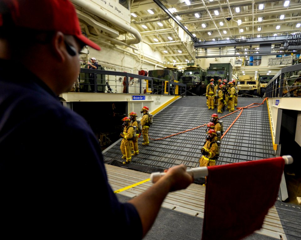 USS San Diego (LPD 22) 140615-N-IK388-066 (15355660261)