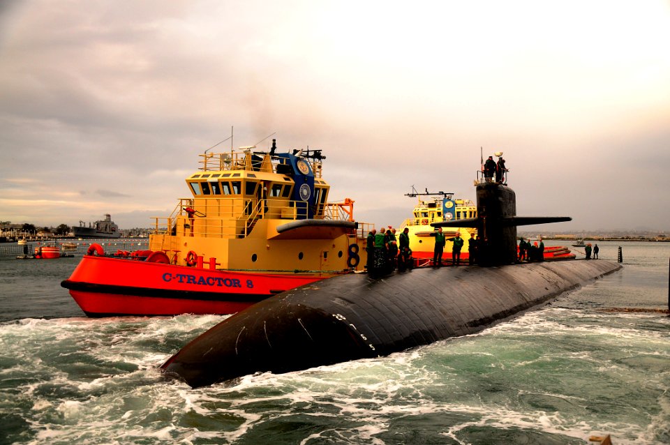 USS San Francisco departs for a deployment. (8288235412)