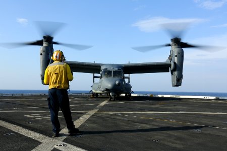 USS San Diego (LPD 22) 141013-M-QH793-034 (15412528449)