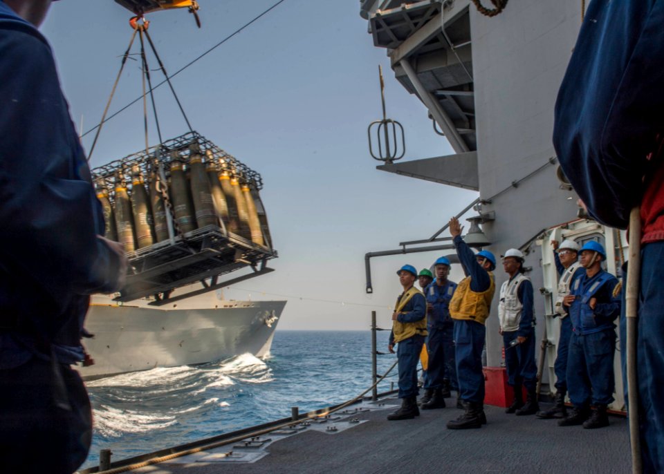 USS SAN JACINTO (CG 56) 130924-N-LN619-091 (9933303923)