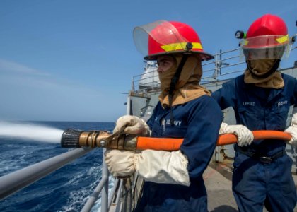 USS SAN JACINTO (CG 56) 130822-N-LN619-065 (9641299555)