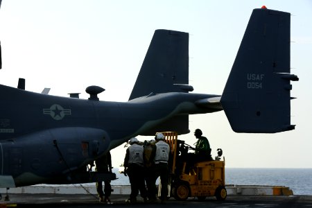 USS San Diego (LPD 22) 141013-M-QH793-114 (15596480331)