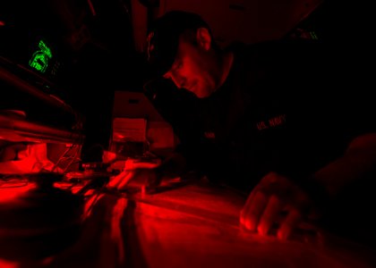 USS SAN JACINTO (CG 56) 130925-N-LN619-011 (9964213414)