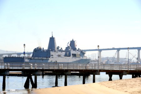USS San Diego 150225-N-DH124-089