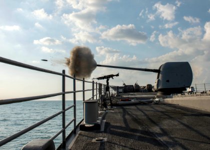 USS SAN JACINTO (CG 56) 131223-N-LN619-027 (11622580094)
