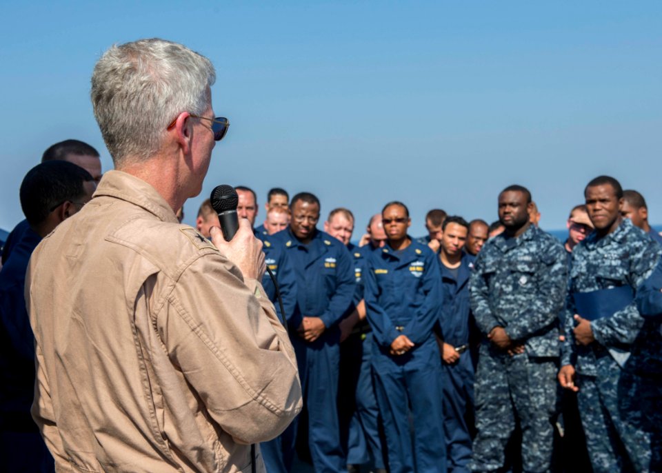 USS SAN JACINTO (CG 56) 130914-N-LN619-061 (9813881026)
