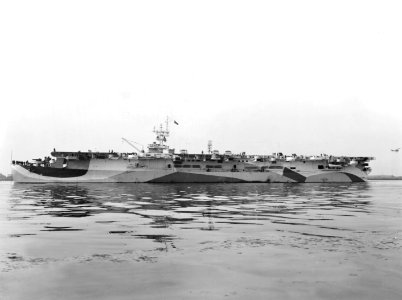 USS San Jacinto (CVL-30) off the Philadelphia Naval Shipyard on 17 January 1944 (NH 43506)