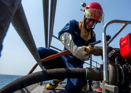 USS SAN JACINTO (CG 56) 130822-N-LN619-026 (9596986469)