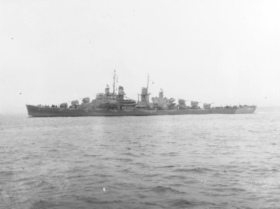 USS San Juan (CL-54) off Boston on 11 April 1942 (19-N-29078)