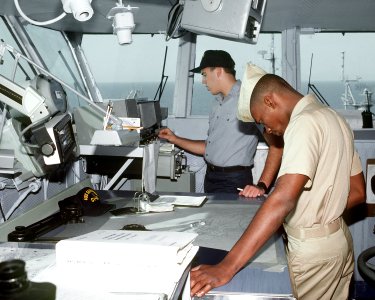 USS Saratoga (CV-60), navigation watch photo