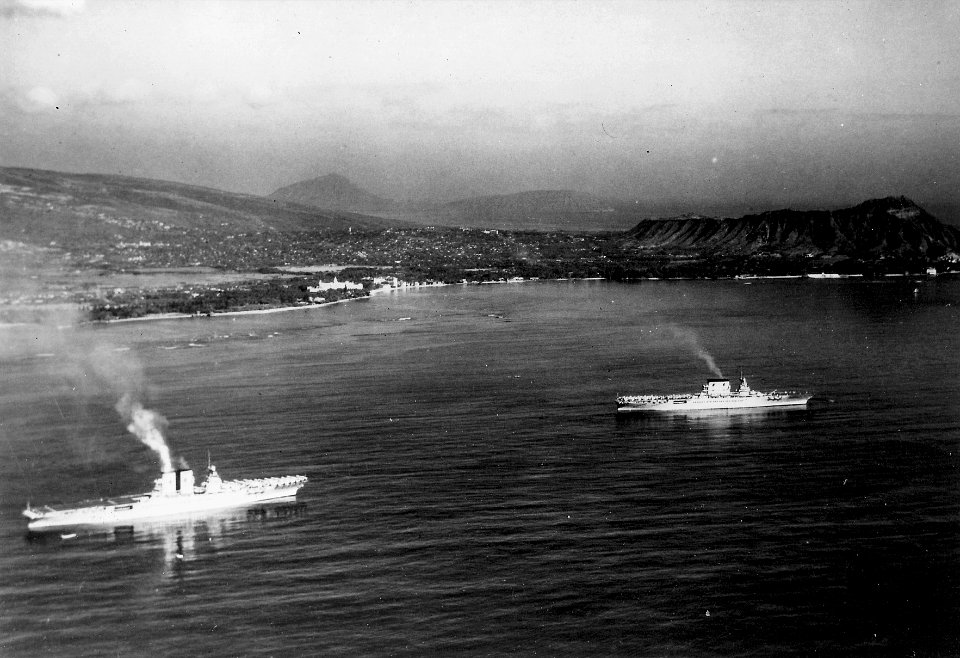USS Saratoga (CV-3) and USS Lexington (CV-2) off Oahu c1930