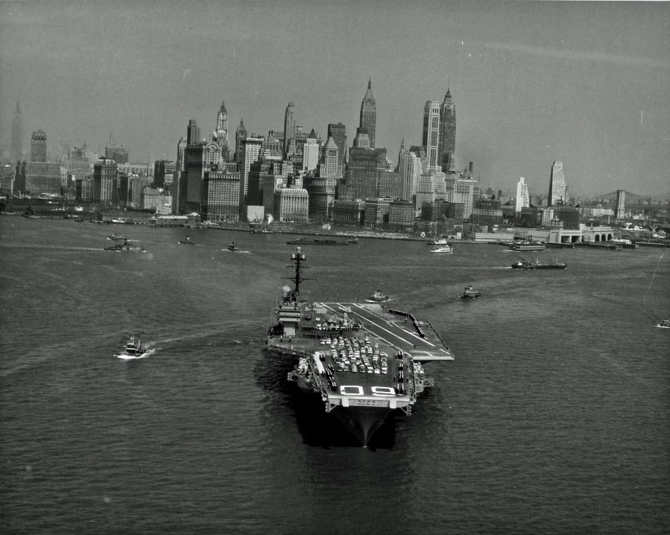 USS Saratoga CVA-60 leaving NYC 1950s