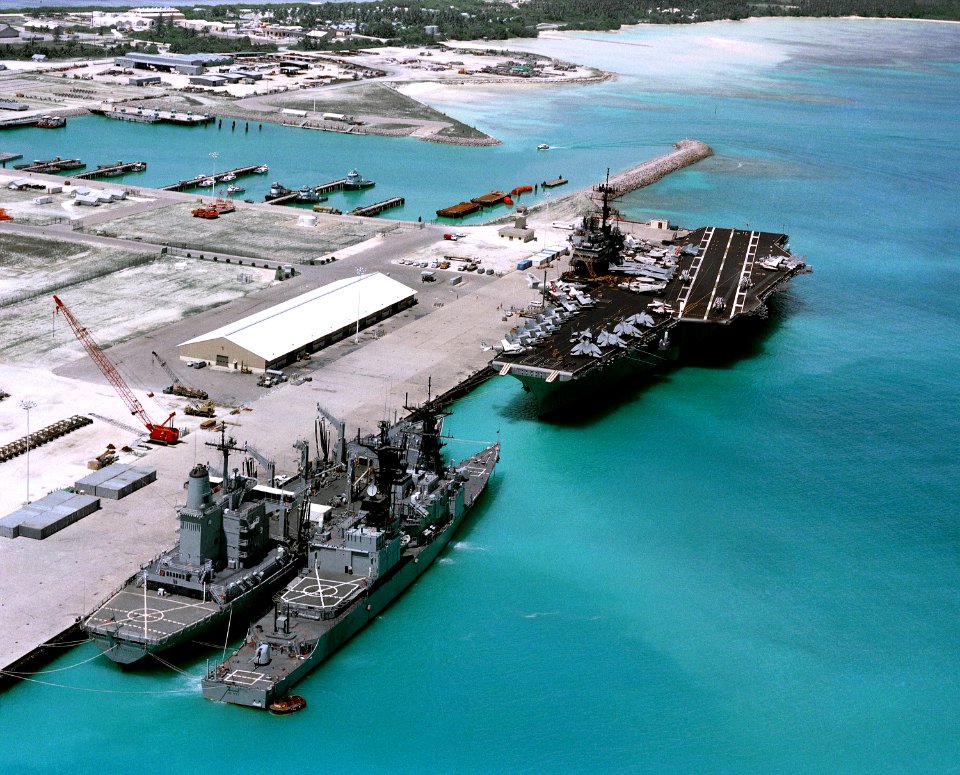 USS Saratoga (CV-60), USS Scott (DDG-995) and USS Monongahela (AO-178) at Diego Garcia on 16 December 1985