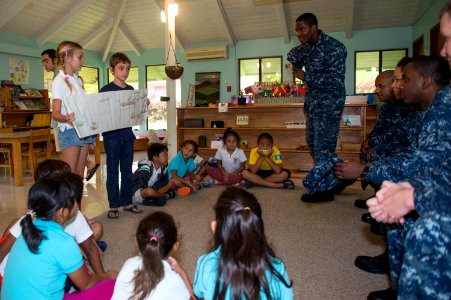 USS Shiloh activity 140925-N-UF697-007