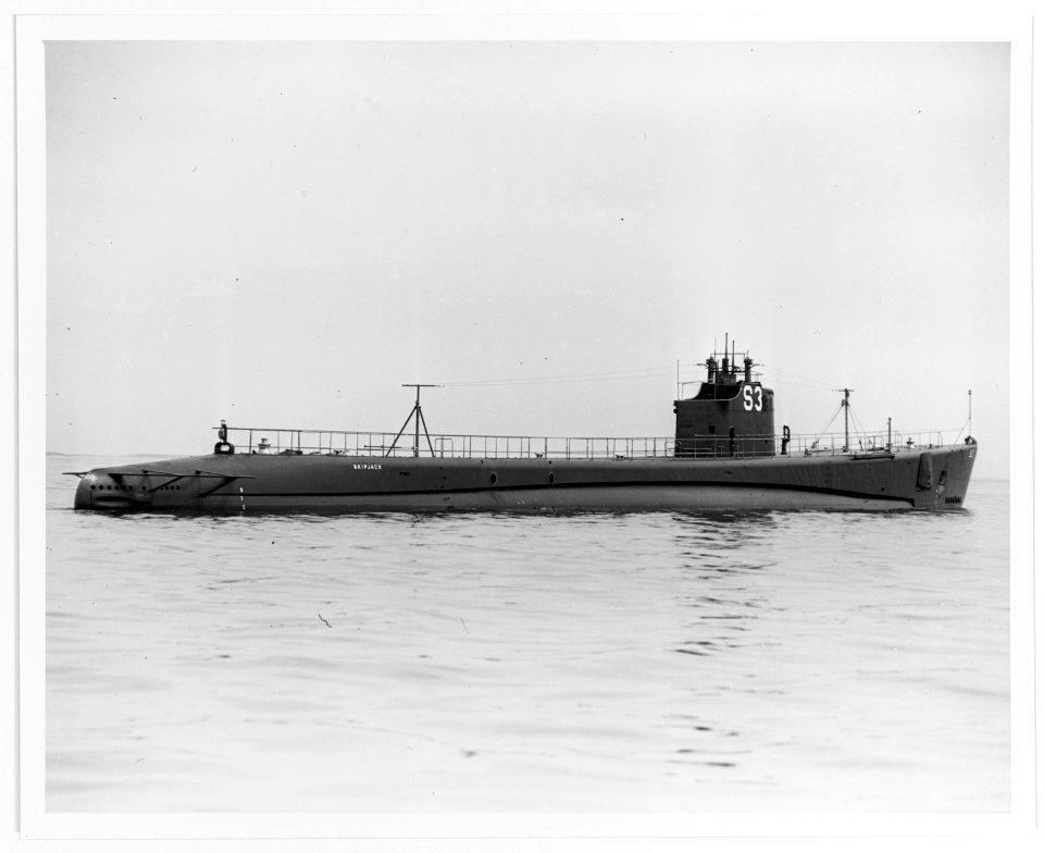 USS Skipjack - 19-N-19031