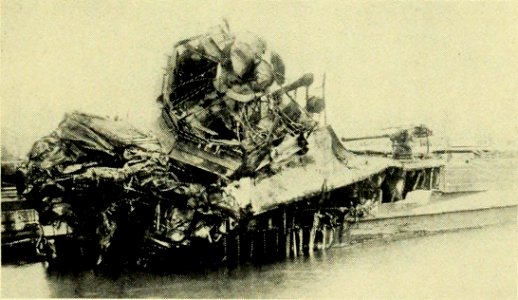 USS Shaw collision damage 1918