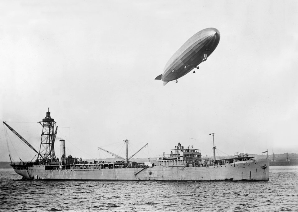 USS Shenandoah over USS Patoka 1924-25
