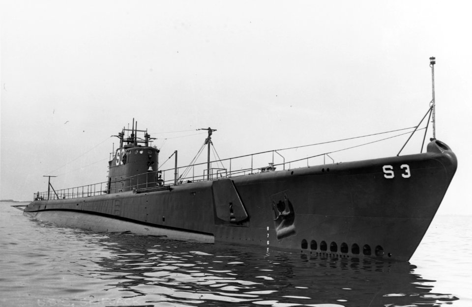USS Skipjack - 19-N-19023