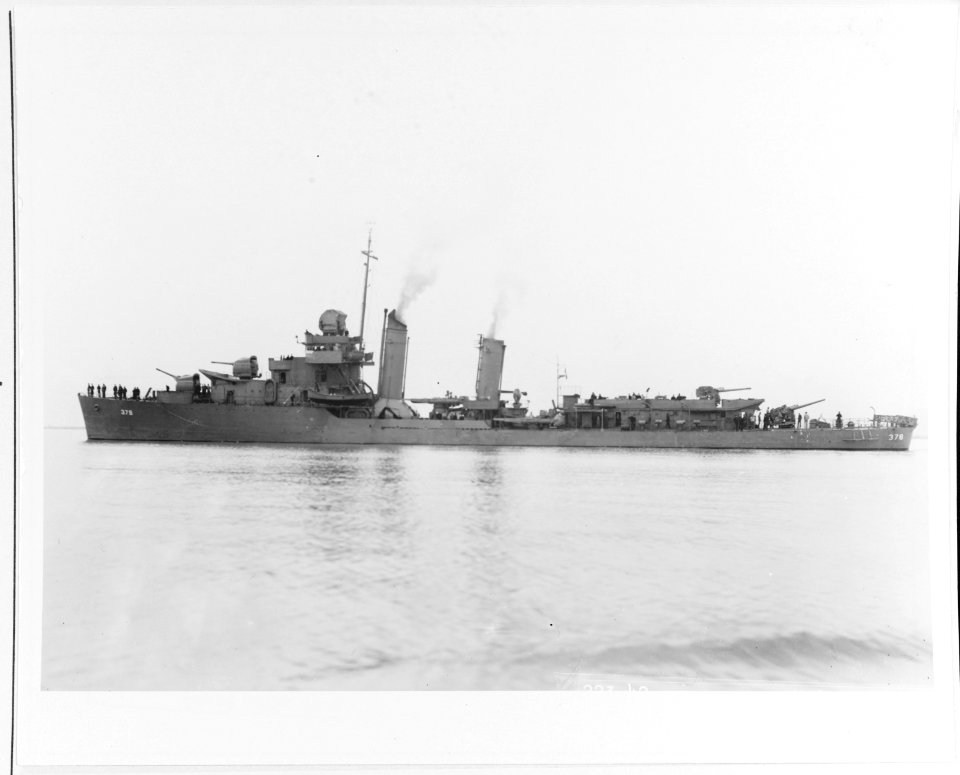 USS Smith (DD-378) - 19-N-26694