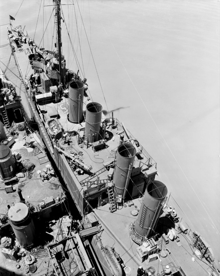 USS Southard (DMS-10) - 19-N-30506