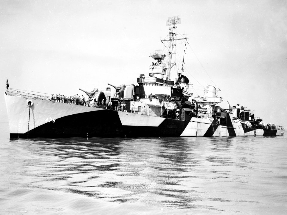 USS Stanly (DD-478) in San Francisco Bay, California (USA), on 6 October 1944 (19-N-90948)