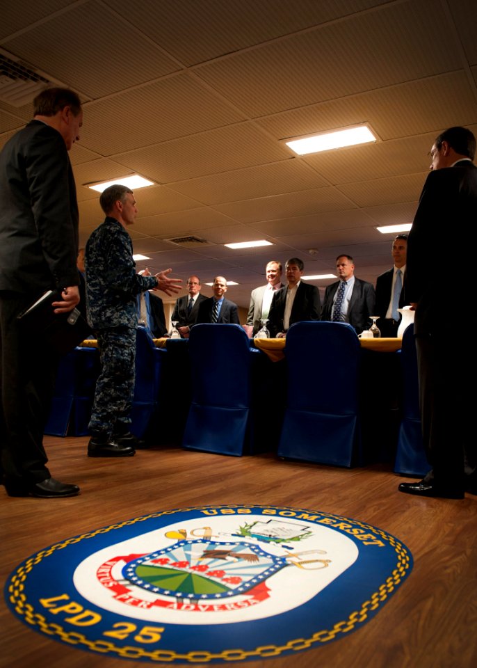 USS Somerset NDIA-SLAAD tour 150429-N-CC789-128