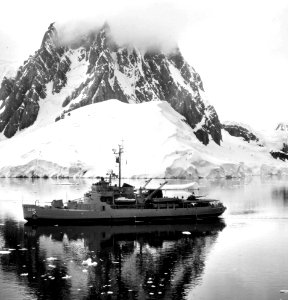 USS Staten Island (AGB-5) off the Palmer Peninsula 1963