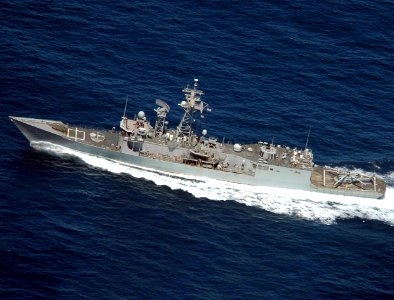 USS Stephen W. Groves (FFG-29) underway on 14 August 2006
