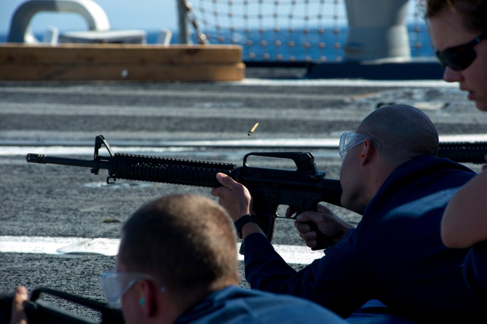 USS Sterett operations 130821-N-IC565-231