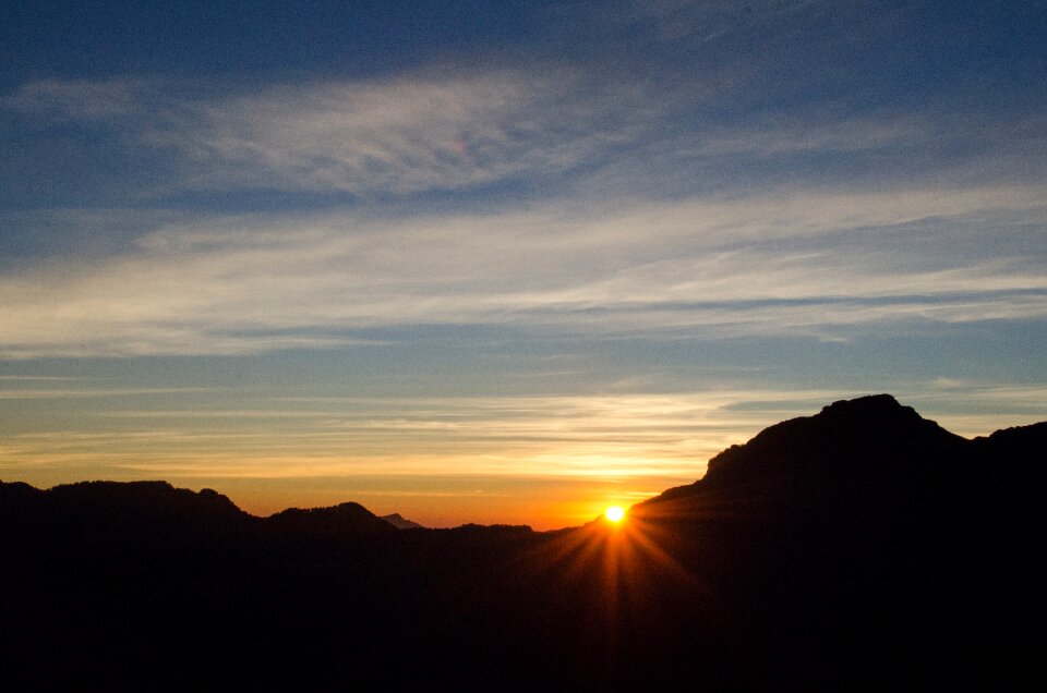 Mt sunrise clouds
