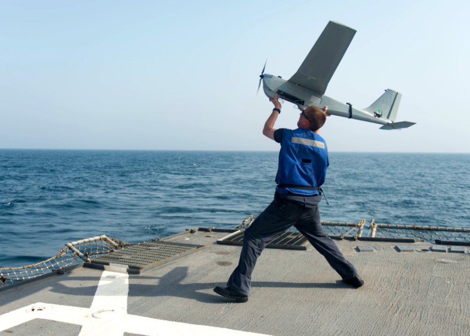 USS STOUT (DDG 55) DEPLOYMENT 2016 160726-N-GP524-052