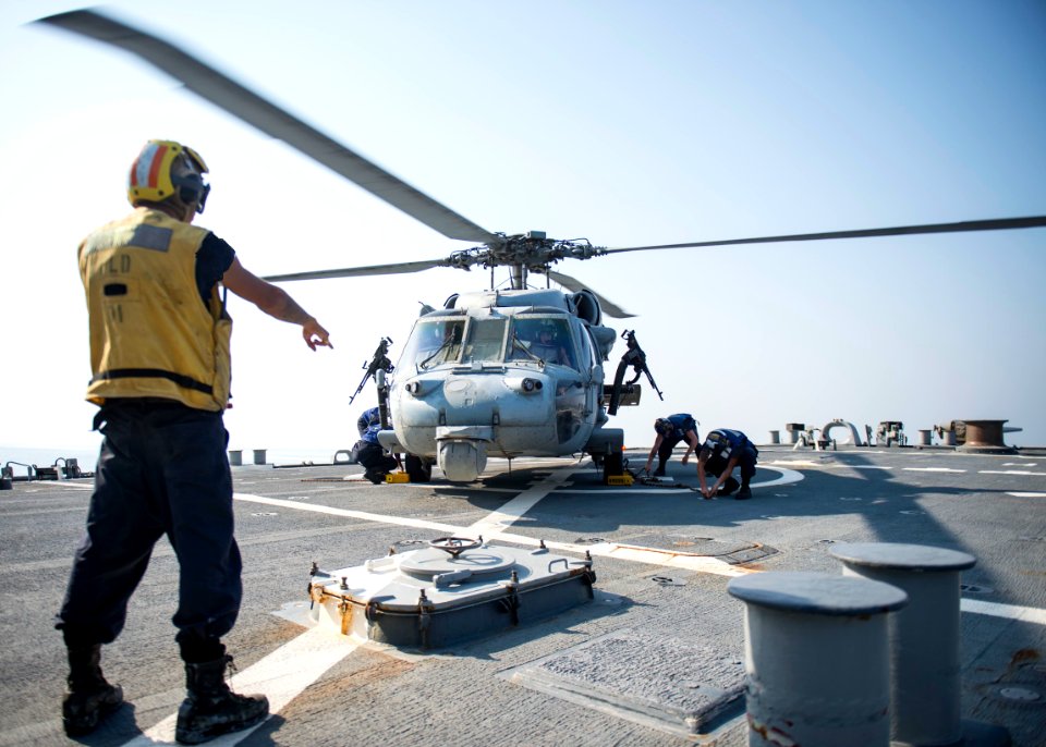 USS STOUT (DDG 55) DEPLOYMENT 2016 160913-N-GP524-334