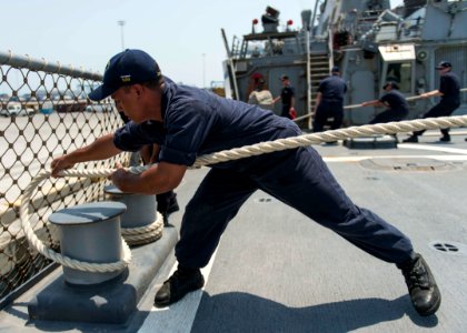 USS STOUT (DDG 55) DEPLOYMENT 2016 160825-N-GP524-193