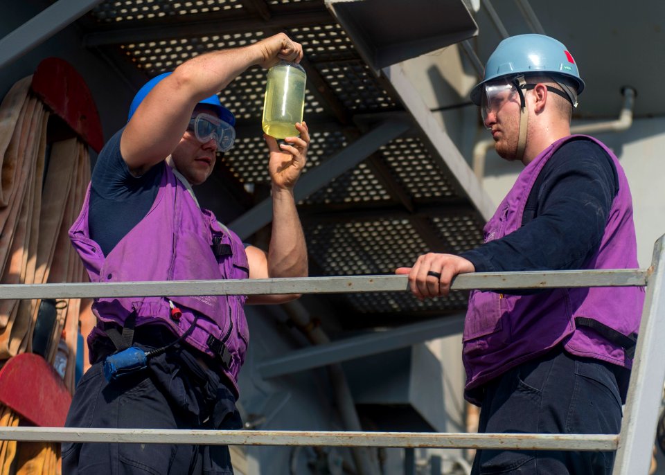 USS STOUT (DDG 55) DEPLOYMENT 2016 160813-N-GP524-260
