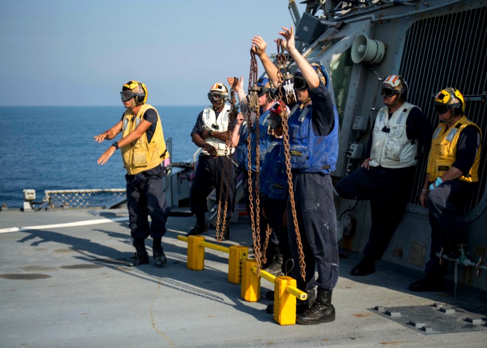 USS STOUT (DDG 55) DEPLOYMENT 2016 160913-N-GP524-411