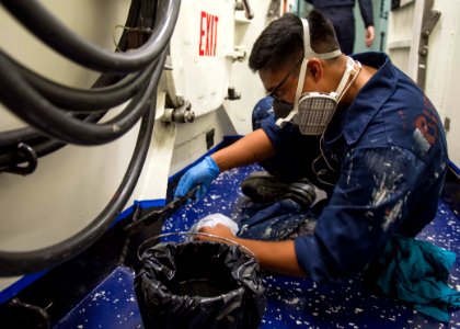 USS STOUT (DDG 55) DEPLOYMENT 2016 160915-N-GP524-060