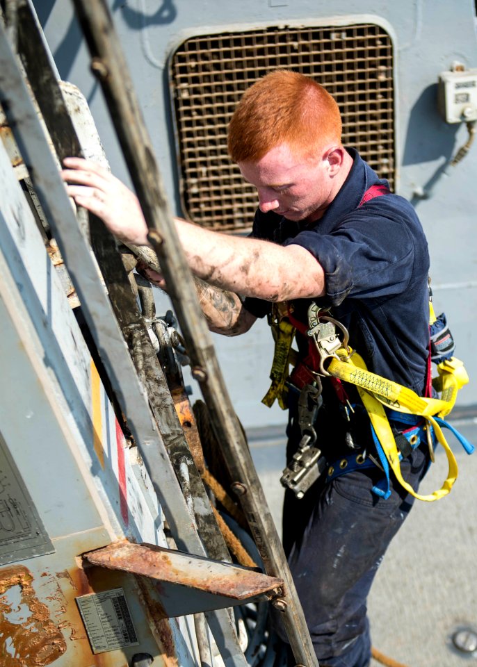 USS STOUT (DDG 55) DEPLOYMENT 2016 160915-N-GP524-017