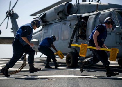 USS STOUT (DDG 55) DEPLOYMENT 2016 161001-N-GP524-133