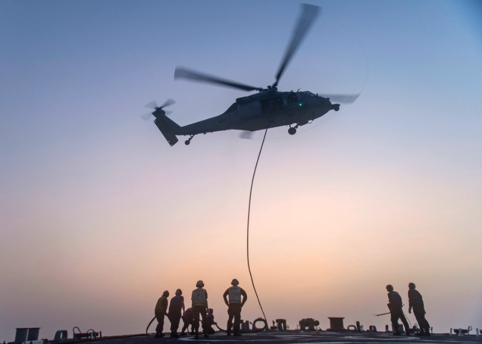 USS STOUT (DDG 55) HELO INFLIGHT REFUELING (HIFR) 160726-N-GP524-274