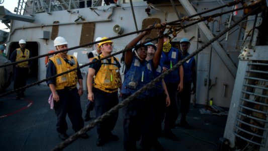 USS STOUT (DDG 55) DEPLOYMENT 2016 160929-N-GP524-240