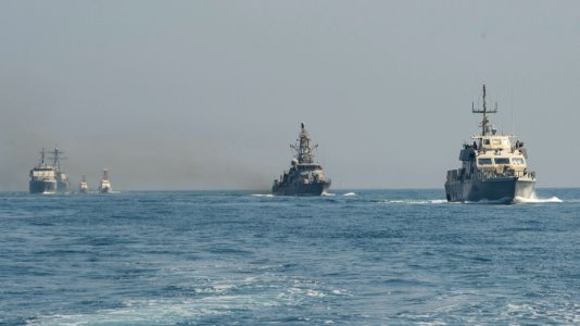 USS STOUT (DDG 55) IRAQI NAVY BILATERAL EXERCISE DEPLOYMENT 2016 160815-N-GP524-166