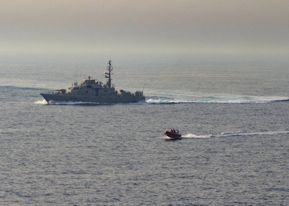 USS STOUT (DDG 55) IRAQI NAVY BILATERAL EXERCISE DEPLOYMENT 2016 160815-N-GP524-479
