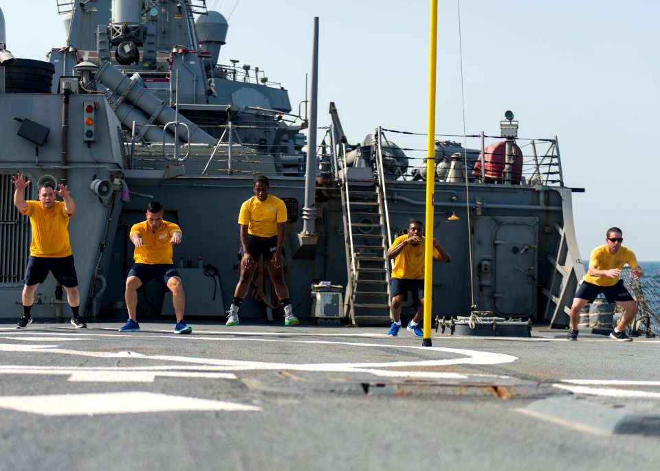 USS STOUT (DDG 55) PHYSICAL TRAINING 160707-N-GP524-014