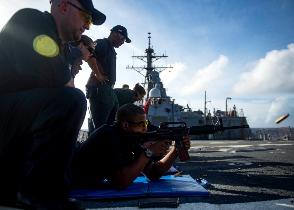 USS STOUT (DDG 55) DEPLOYMENT 2016 161107-N-GP524-271