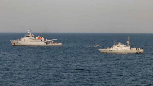 USS STOUT (DDG 55) IRAQI NAVY BILATERAL EXERCISE DEPLOYMENT 2016 160816-N-GP524-384