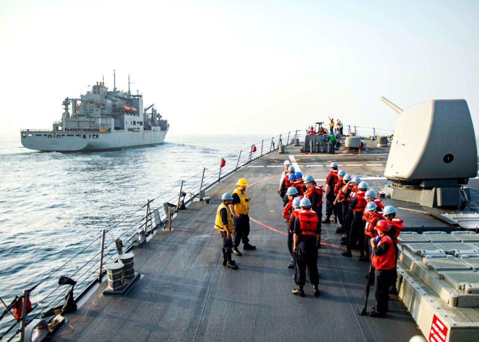USS STOUT (DDG 55) REPLENISHMENT-AT-SEA 160704-N-GP524-018