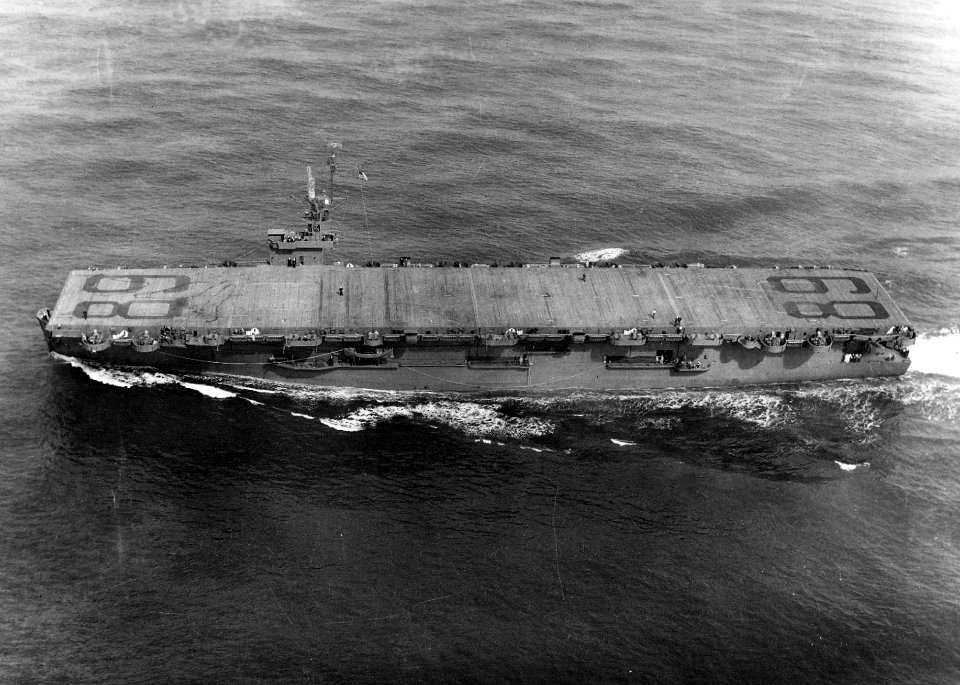 USS Takanis Bay (CVE-89) underway in May 1944