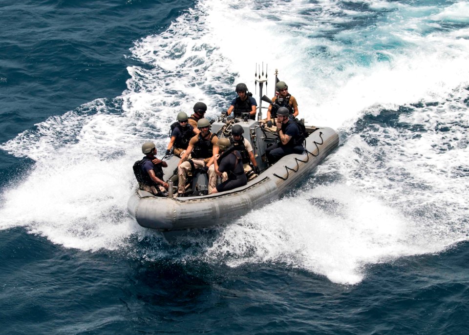 USS STOUT (DDG 55) VISIT, BOARD, SEARCH AND SEIZURE 160720-N-GP524-357