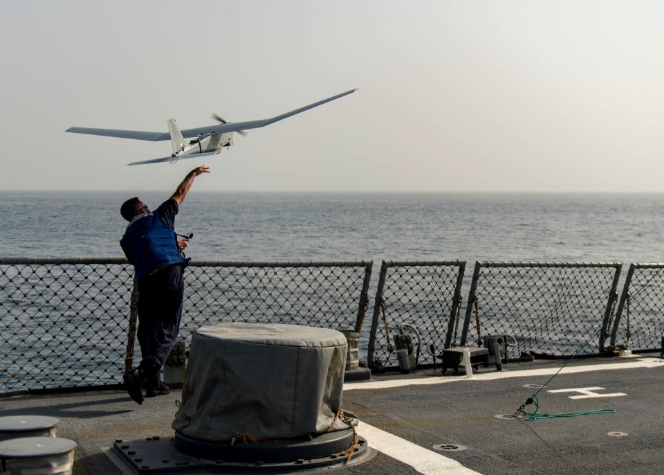 USS STOUT (DDG 55) VISIT, BOARD, SEARCH AND SEIZURE (VBSS) 160705-N-GP524-336