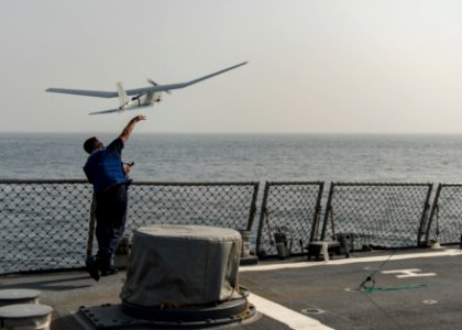 USS STOUT (DDG 55) VISIT, BOARD, SEARCH AND SEIZURE (VBSS) 160705-N-GP524-336